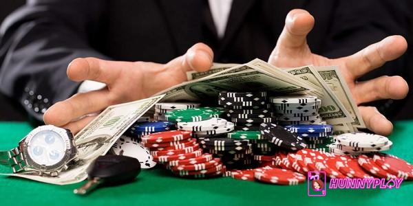 The requirement of a large bankroll is one of the limitations of the Martingale betting strategy. 